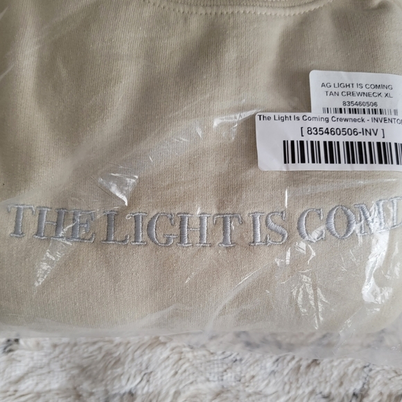 The Light is Coming Crewneck XL - Ariana Grande - Picture 4 of 7